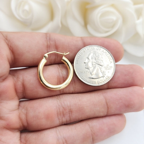 14k Gold 3MM Round Hollow Polished Hoop Earrings - 20MM - Picture 3 of 5